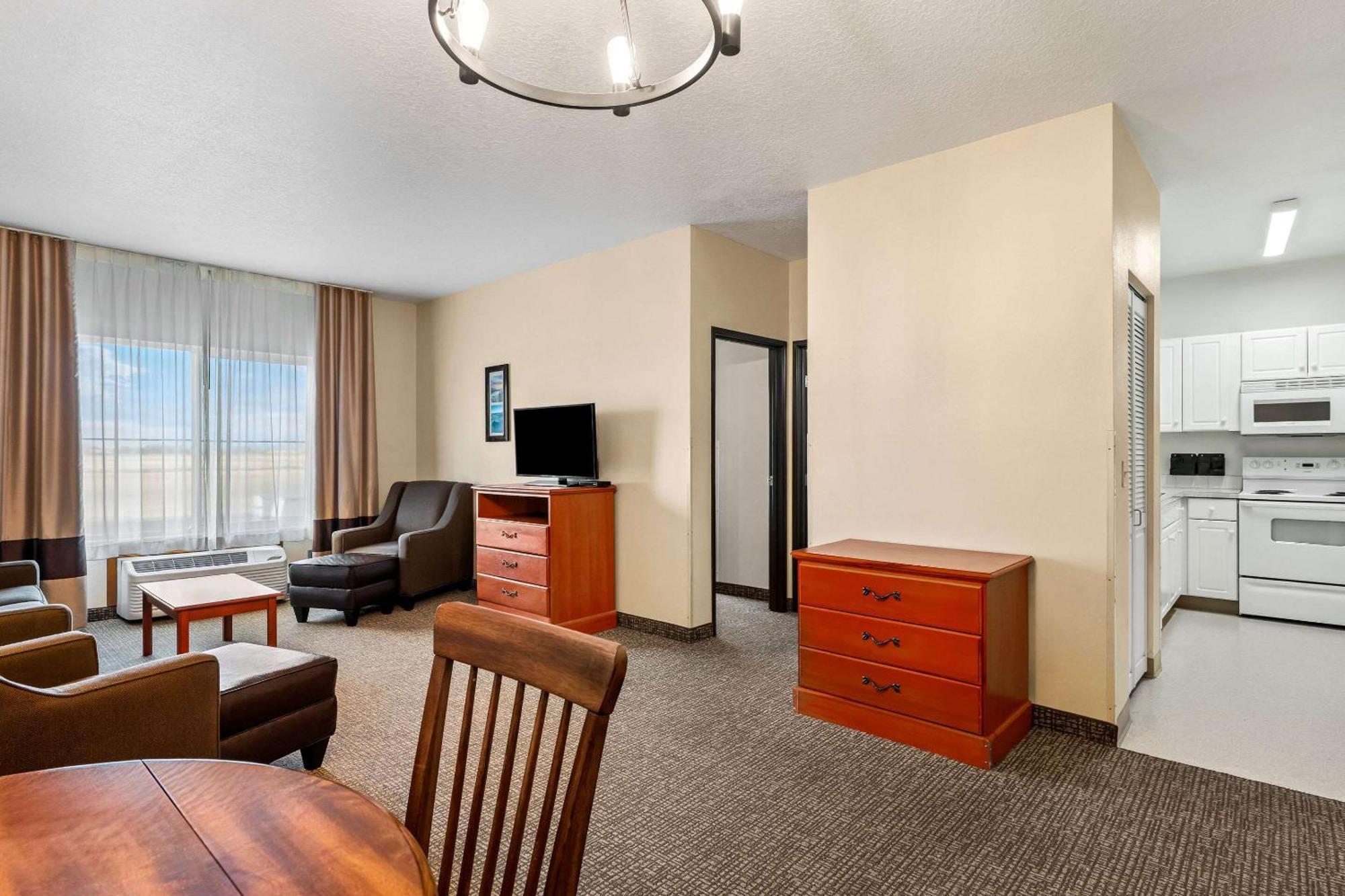 Comfort Inn & Suites Hermiston Exterior photo